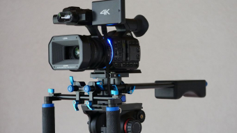 Schulterstativ Rig mit Panasonic Camcorder